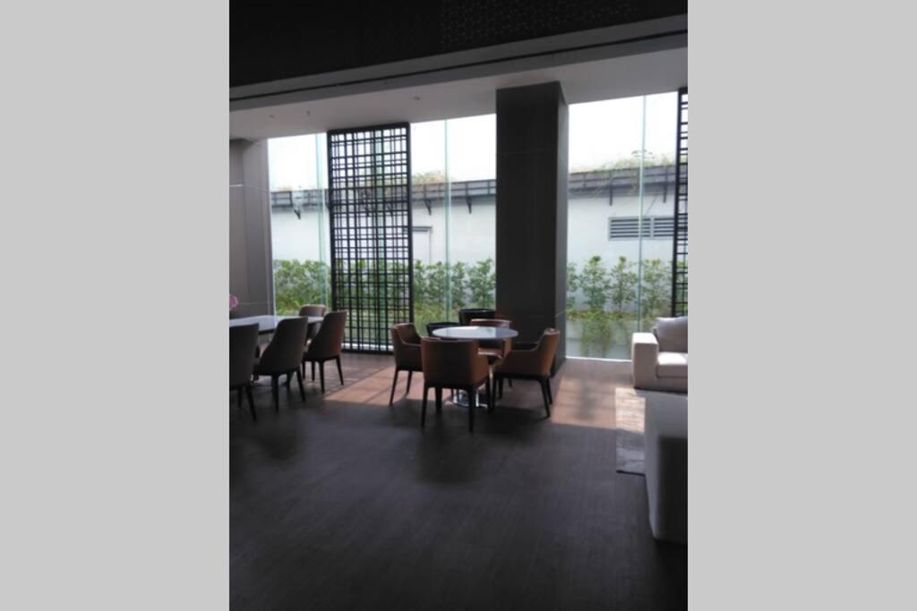 508 Capitol Suites 2br, 2bathroom, 4-7people Appartement Jakarta